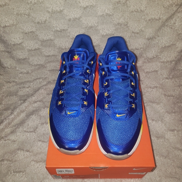 Hard to Find NEVER Worn Nike Manny Pacquiao Shoe - Picture 6 of 7